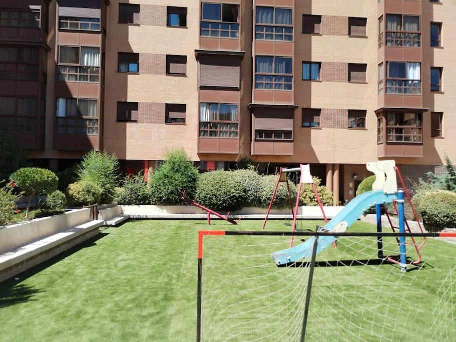 Appartement Madrid Wanda Aeropuerto Ifema Plenilunio Dy Extérieur photo